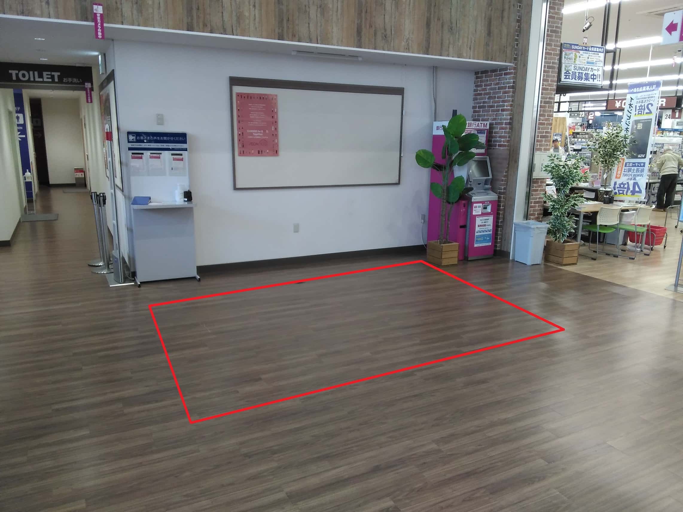 【5/1よりご予約可能!】メイン入口入ってすぐ! 食物販やプロモーション等の出店に最適なホームセンター店内のイベントスペース