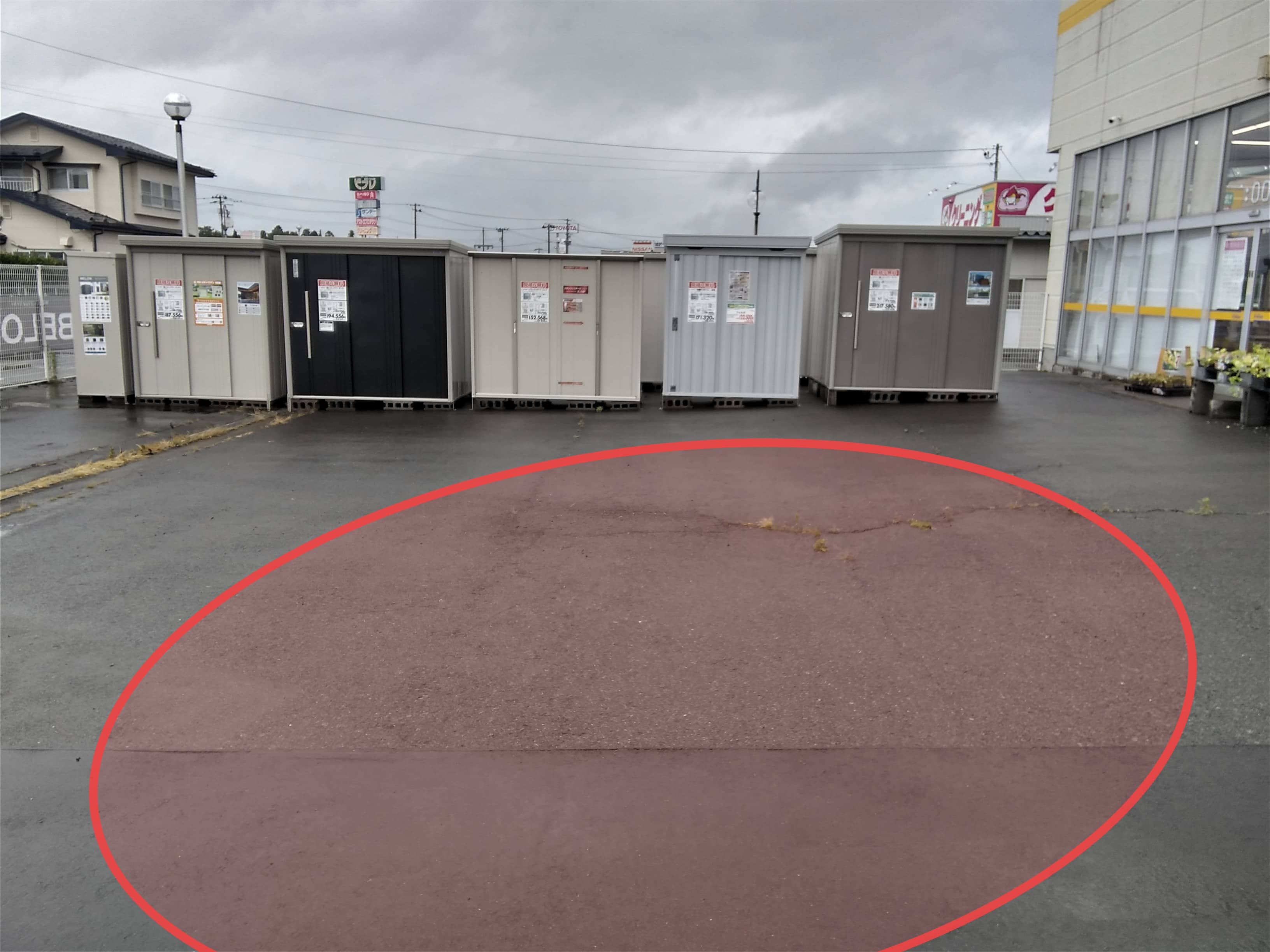 屋外駐車場 キッチンカーの出店に最適なホームセンター内駐車場の屋外イベントスペース