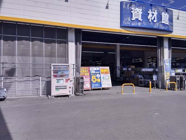 屋外駐車場 キッチンカーの出店に最適なホームセンター内駐車場の屋外イベントスペース