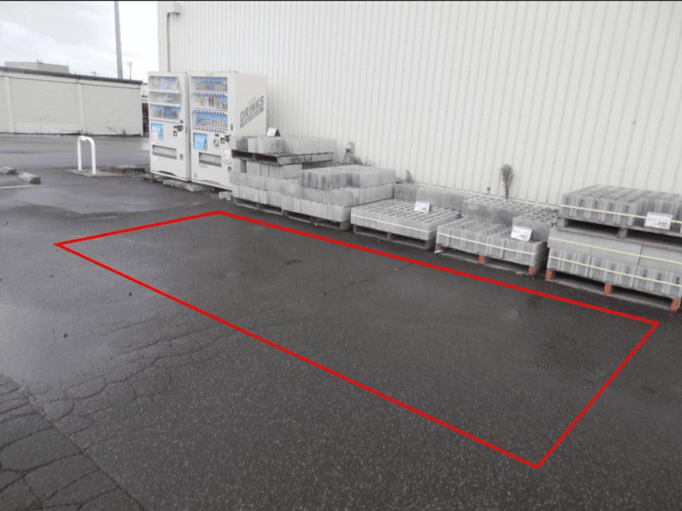 屋外駐車場 キッチンカーの出店に最適なホームセンター内駐車場の屋外イベントスペース