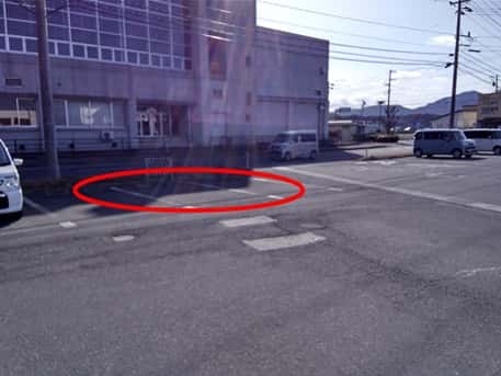 屋外駐車場(東側) キッチンカーの出店に最適なホームセンター内駐車場の屋外イベントスペース