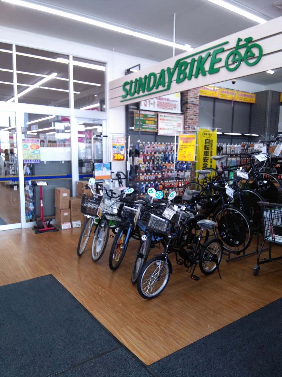 屋内風除室 食物販やプロモーション等の出店に最適なホームセンター店内のイベントスペース