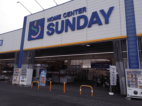 レジ前 食物販やプロモーション等の出店に最適なホームセンター店内のイベントスペース1